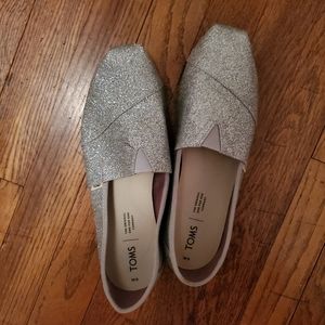 Sequin toms